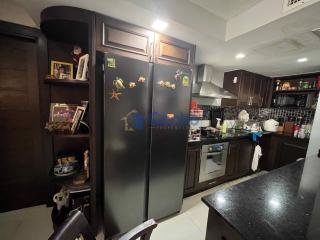 2 Bedrooms Condo in Pattaya Heights South Pattaya C011333