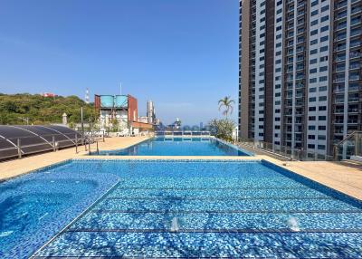 2 Bedrooms Condo in Pattaya Heights South Pattaya C011333