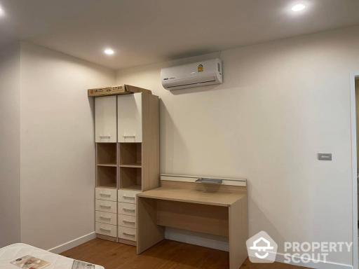 1-BR Condo at Baan Siri Silom near BTS Surasak