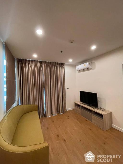 1-BR Condo at Baan Siri Silom near BTS Surasak