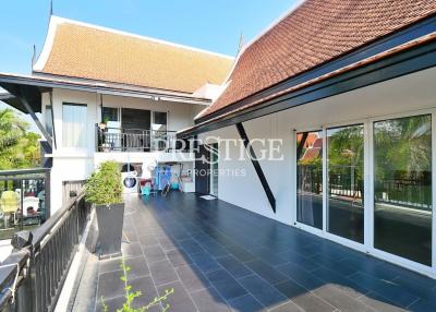 Beachfront House – 10 bed 11 bath in Na-Jomtien PP10164