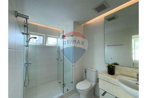 150 Sqm., 3 Beds, 3 Baths Condo listed for ฿ 140,000./Month