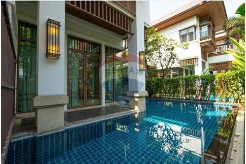 For Rent Single House with 5 Bedrooms, Private swimming pool in secured compound - 920071001-12536