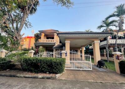 House for Sale in Mae Hia, Mueang Chiang Mai.