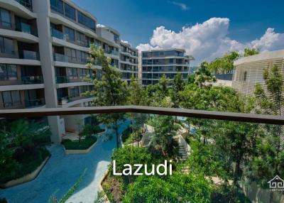 Luxurious 2 bed condo beachfront