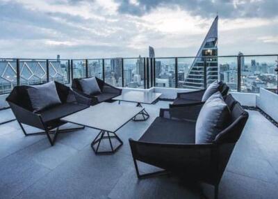 Condo for Sale at Noble Phloen Chit