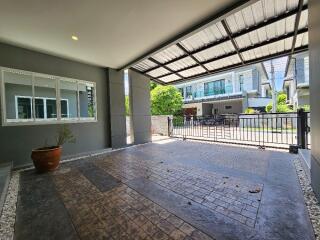 House for Sale at Centro Bangna km.7