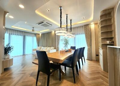 House for Sale in Bang Phli.