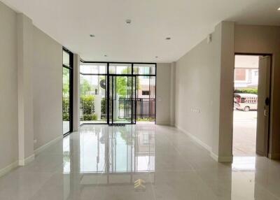 House for Sale at Bangkok Boulevard Bangna - Srinakarin