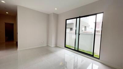 House for Sale at Bangkok Boulevard Bangna - Srinakarin