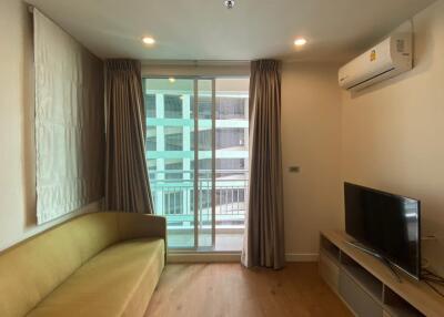 Condo for Rent at Baan Siri Silom