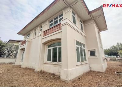 284 Sqm., 4 Beds Townhouse listed for ฿ 5,200,000.