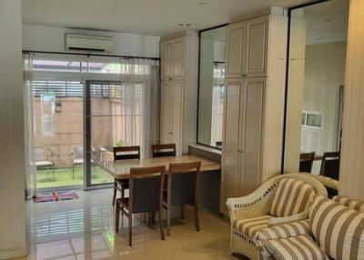 For Rent Bangkok Town House Baan Klang Muang Urbanion Rama 9-Ladprao Lat Phrao 84 Wang Thonglang