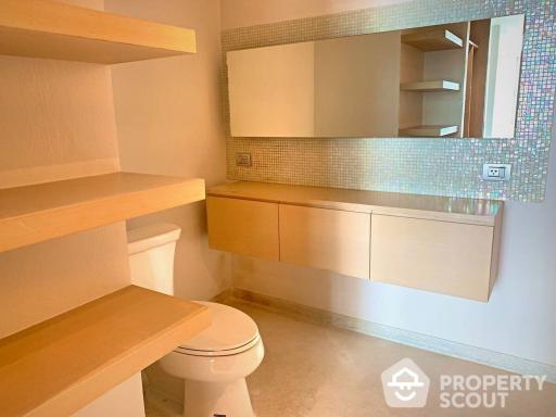 2-BR Condo at The Height Condominium close to Thong Lo