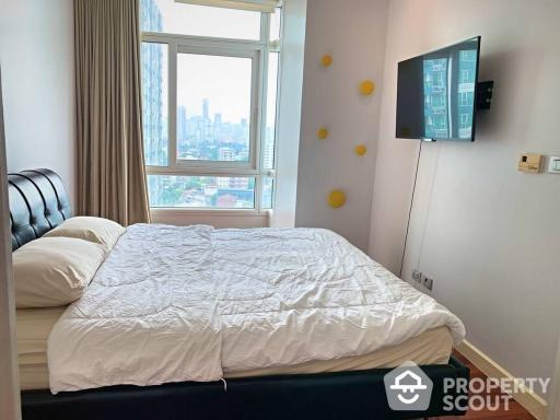 2-BR Condo at The Height Condominium close to Thong Lo