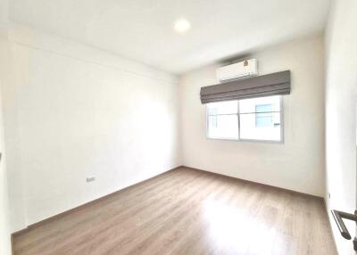 House for Rent in Indy Bangna-Ramkhamhaeng 2.