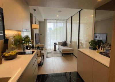 1-BR Condo at Origin Thonglor World near BTS Thong Lor