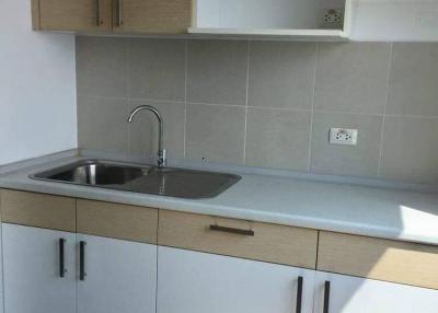 2-BR Condo at Supalai Park Ekamai - Thonglor near ARL Ramkhamhaeng