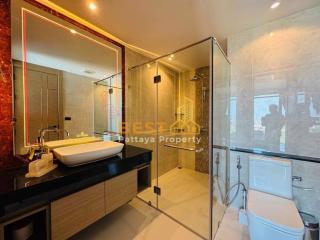 2 Bedrooms Condo in The Riviera Ocean Drive Jomtien C011569