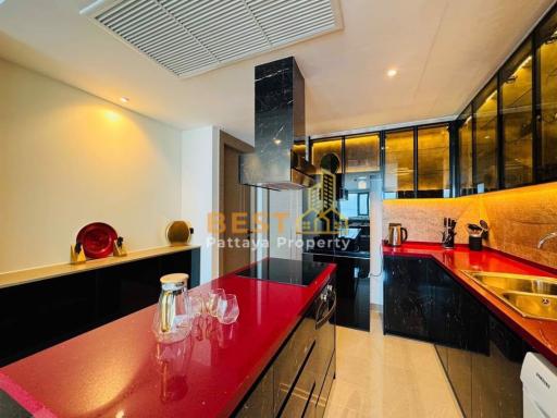 2 Bedrooms Condo in The Riviera Ocean Drive Jomtien C011569