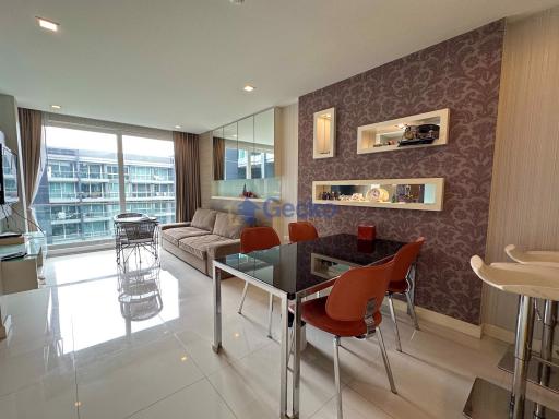 1 Bedroom Condo in Apus Condominium Central Pattaya C011346