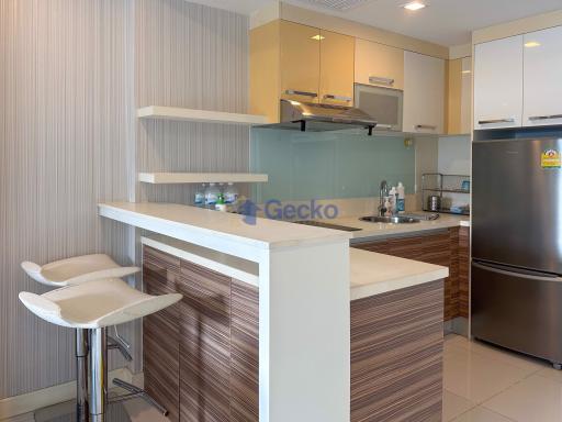 1 Bedroom Condo in Apus Condominium Central Pattaya C011346