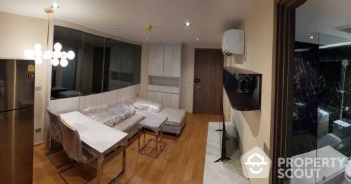 1-BR Condo at Altitude Sam Yan - Si Lom near MRT Sam Yan