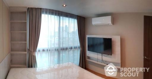 1-BR Condo at Altitude Sam Yan - Si Lom near MRT Sam Yan