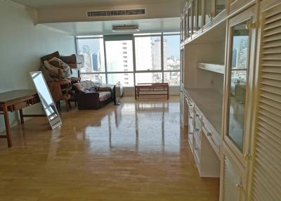 Baan Sathorn Chaophraya 2 bedroom condo for rent and sale