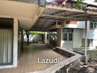 6 Bedroom 4 Bathroom Land With Structure For Sale