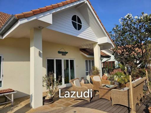Cozy 2 Beds Villa with Jacuzzi