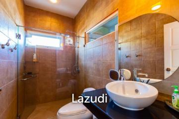 Cozy 2 Beds Villa with Jacuzzi