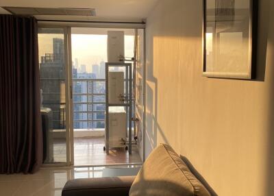 Condo for Rent at The Waterford Diamond SuKhumvit 30/1 Condominium