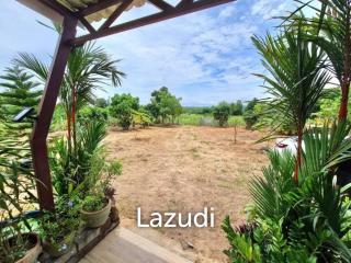 House for sale with land, mountain view