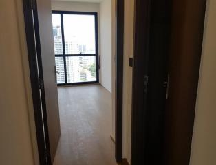 Ashton Chula  2 Bed Condo For Sale in Sam Yan