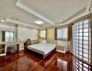 3 Bedroom Penthouse Apartment With Private Pool in Phrom Phong