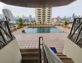 3 Bedroom Penthouse Apartment With Private Pool in Phrom Phong