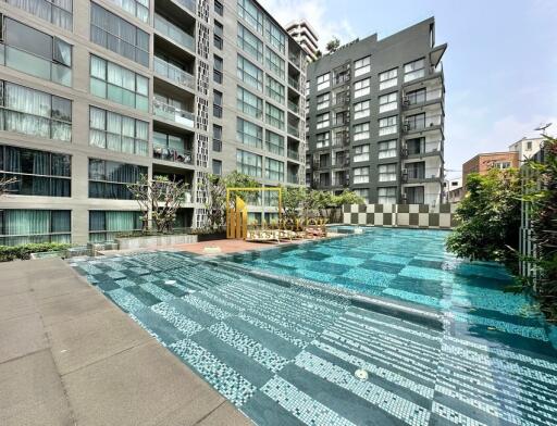 VIA Botani  Stylish 1 Bedroom Condo For Rent in Thonglor