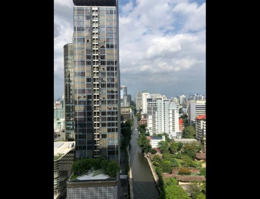 2 Bed Condo For Rent in Q Asoke