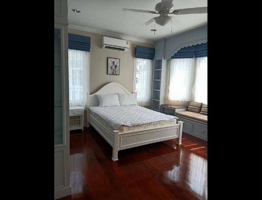 4 Bedroom House For Rent in Fantasia Villa 4 Bang Na