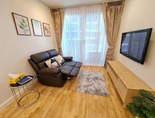 1 Bedroom For Rent or Sale in Le Luk Condominium, Phra Khanong