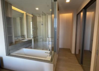 The Esse Asoke  1 Bedroom Luxury Condo For Rent