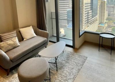 The Esse Asoke  1 Bedroom Luxury Condo For Rent