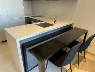 The Esse Asoke  1 Bedroom Luxury Condo For Rent