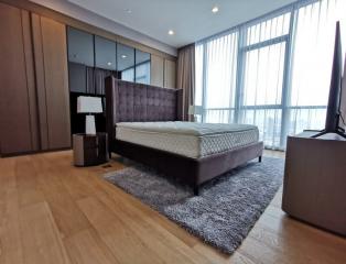 The Monument Thong Lo  3 Bedroom Luxury Condo in Trendy Thonglor