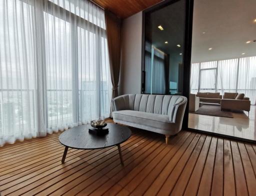 The Monument Thong Lo  3 Bedroom Luxury Condo in Trendy Thonglor