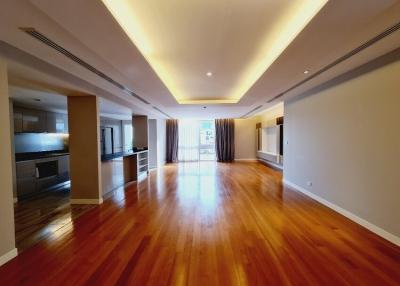 La Citta  Spacious 3 Bedroom Condo For Rent in Thonglor