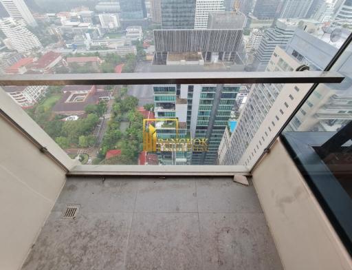 The Esse Asoke  1 Bedroom Condo For Rent