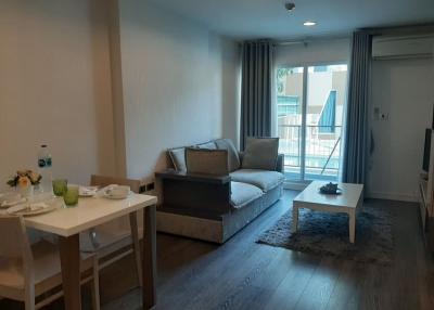 The Crest Sukhumvit 49  1 Bedroom Condo For Rent