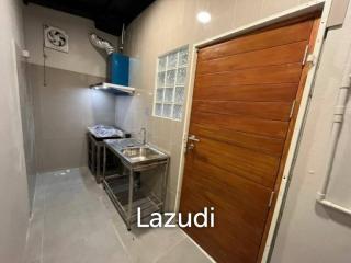 3 Bedrooms 3 Bathrooms Townhouse for Sale